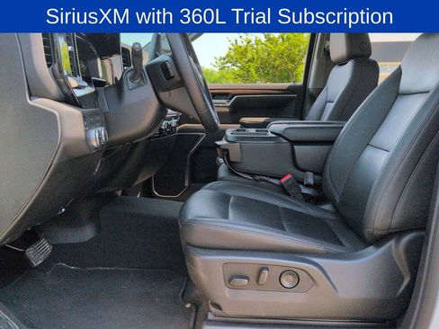 Used 2026 GMC Sierra 1500 SLT AWD/4WD image 9