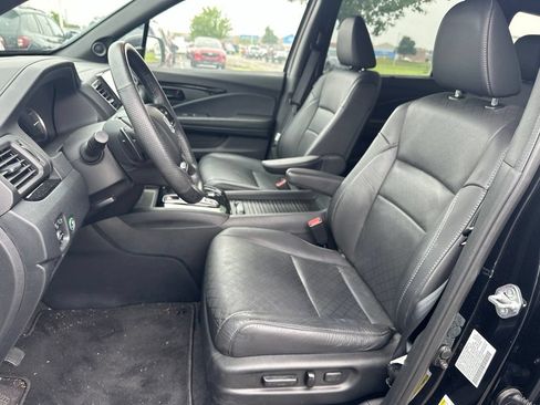 Used 2023 Honda Passport Elite image 16
