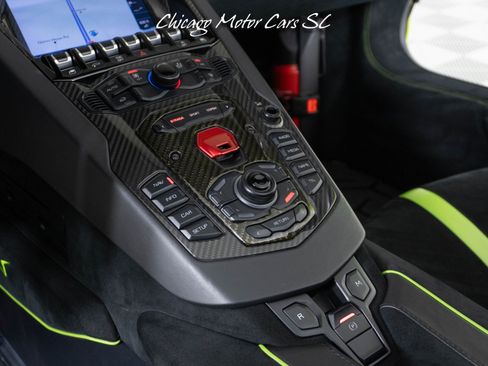 Used 2016 Lamborghini Aventador LP 750-4 Superveloce AWD/4WD image 32