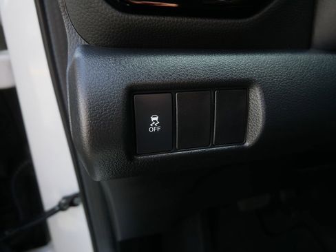 Used 2025 Honda Pilot Sport image 16