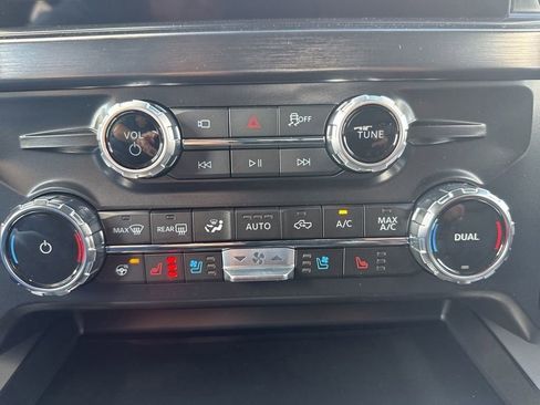 New 2026 Ford F350 Lariat w/ Black Appearance Package AWD/4WD image 37