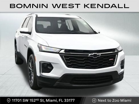 Used 2023 Chevrolet Traverse RS image 7
