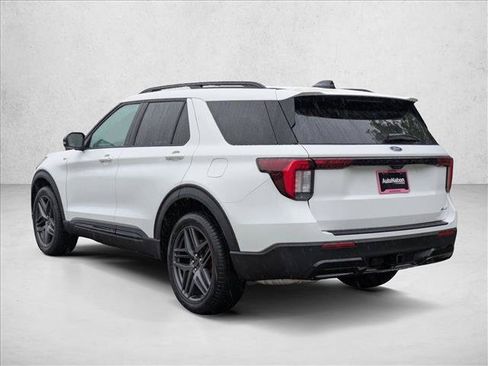 New 2026 Ford Explorer ST-Line w/ ST-Line Street Pack AWD/4WD image 9