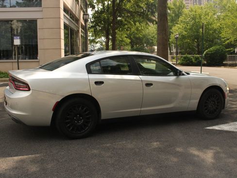 Used 2019 Dodge Charger Police AWD/4WD image 7