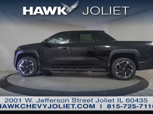 New 2025 Chevrolet Silverado EV LT w/ LT Premium Package AWD/4WD image 7