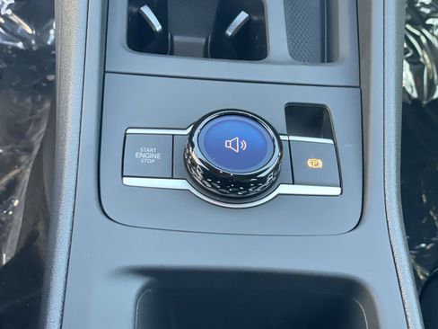 New 2026 Volkswagen Tiguan SE R-Line FWD image 15