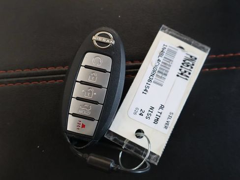 Used 2024 Nissan Altima 2.5 SR FWD image 41