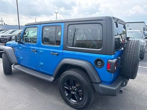 Used 2022 Jeep Wrangler Unlimited Sport AWD/4WD image 6