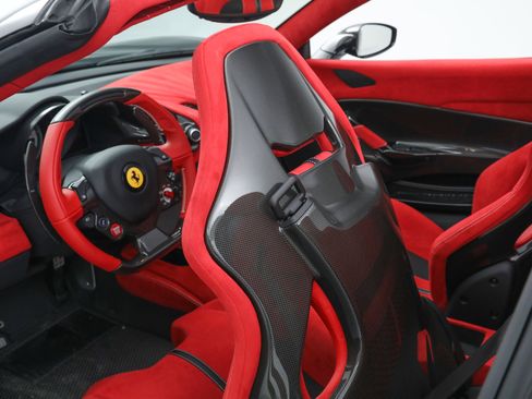 Certified 2020 Ferrari 488 Pista image 30