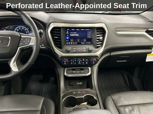 Used 2023 GMC Acadia SLT w/ Technology Package image 25