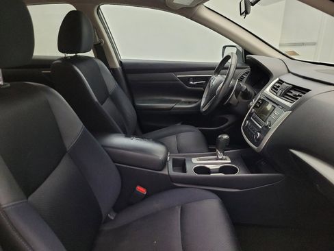 Used 2017 Nissan Altima 2.5 SR w/ Midnight Edition Package FWD image 21