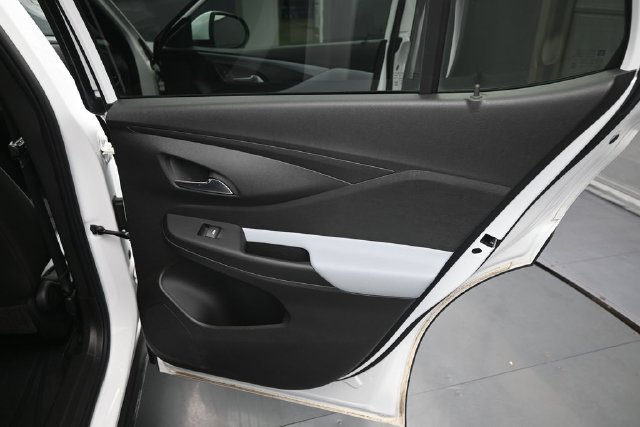 Used 2024 Buick Envista Preferred w/ Convenience II Package FWD image 14