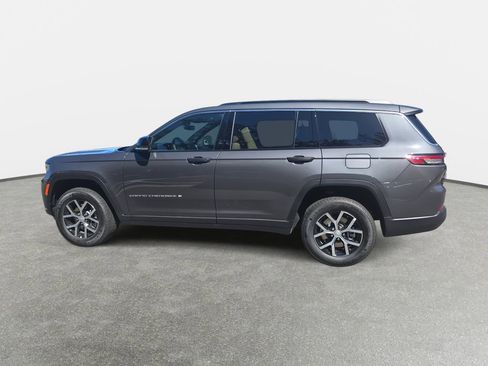 New 2025 Jeep Grand Cherokee L Limited image 8