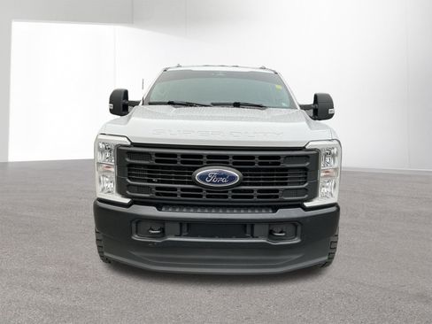 Used 2023 Ford F350 XL w/ Snow Plow Prep Package AWD/4WD image 8