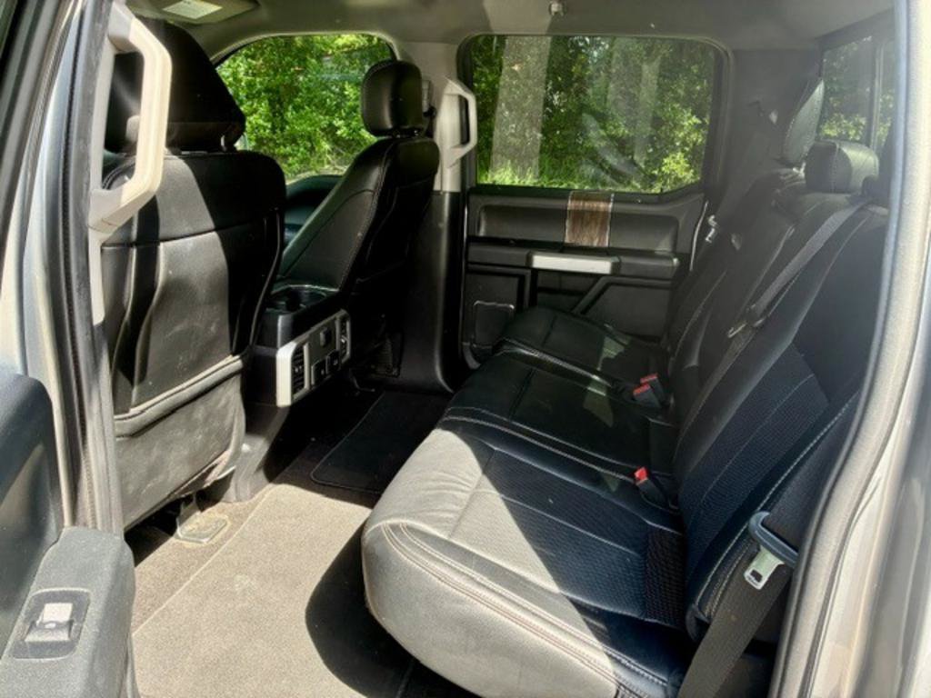 Used 2020 Ford F150 Lariat RWD image 9