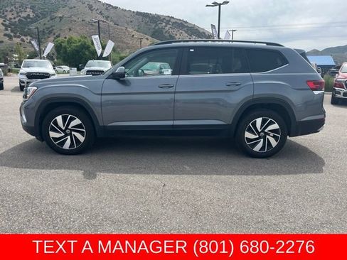 Used 2024 Volkswagen Atlas SE AWD/4WD image 7