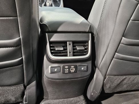 Used 2023 Subaru Outback Limited XT AWD/4WD image 39