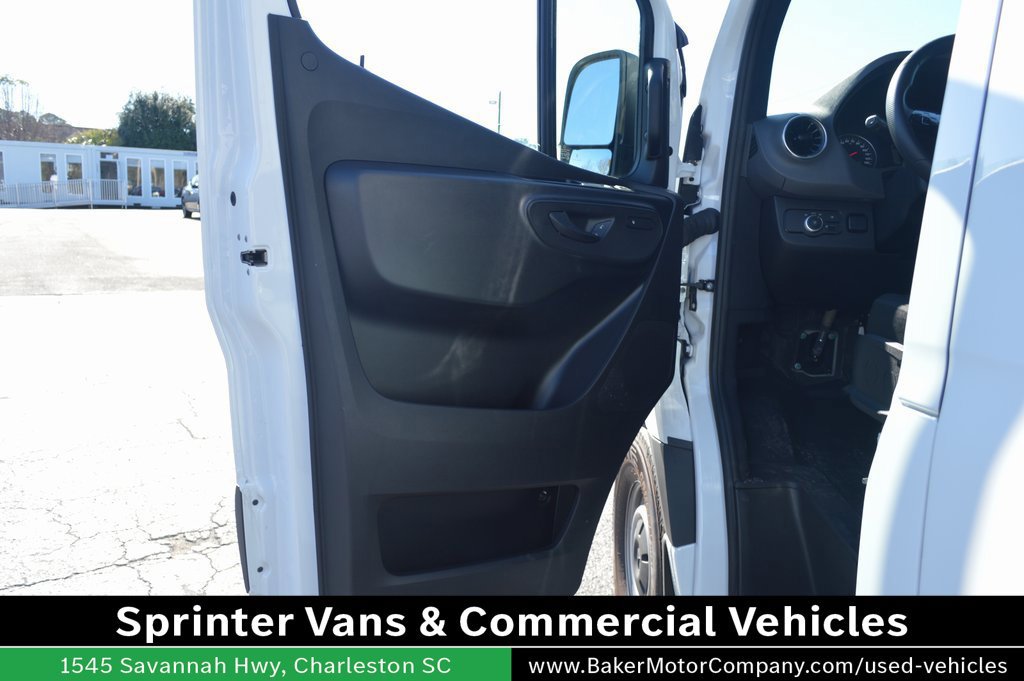 Used 2025 Mercedes-Benz Sprinter 2500 image 17