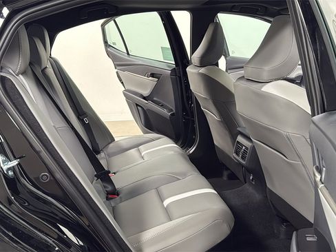 New 2026 Toyota Camry SE image 17