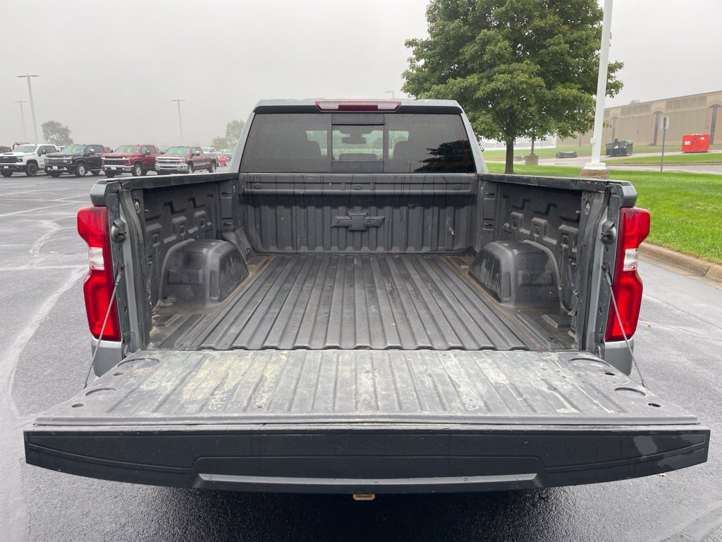 Used 2021 Chevrolet Silverado 1500 LTZ AWD/4WD image 24
