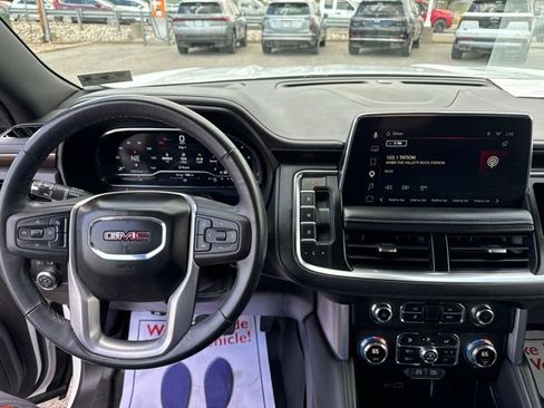 Used 2023 GMC Yukon SLE AWD/4WD image 13