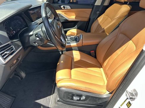 Used 2022 BMW X7 xDrive40i w/ Premium Package AWD/4WD image 22