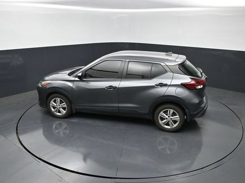 Used 2024 Nissan Kicks S FWD image 16