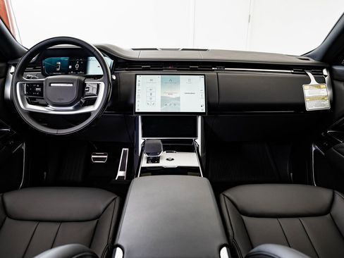 New 2026 Land Rover Range Rover SE image 35