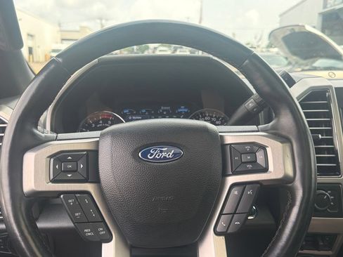 Used 2021 Ford F350 Platinum w/ Tremor Off-Road Package AWD/4WD image 13