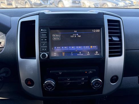 Used 2019 Nissan Frontier SV image 25