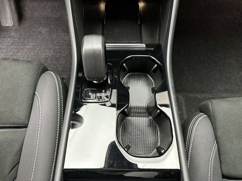 Certified 2023 Volvo C40 P8 Recharge Ultimate w/ Protection Package Premier AWD/4WD image 20