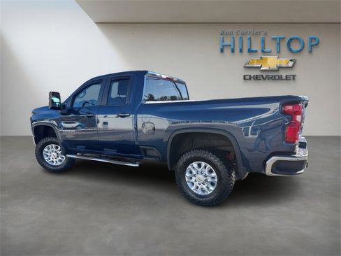 Used 2022 Chevrolet Silverado 2500 LT w/ Convenience Package image 9