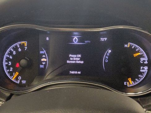 Used 2019 Jeep Grand Cherokee Altitude AWD/4WD image 23