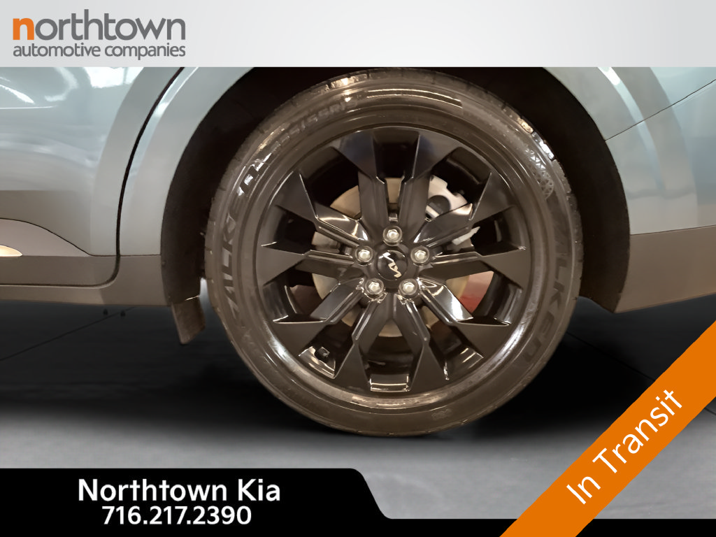 Certified 2023 Kia Carnival SX FWD image 34