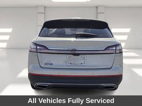 Used 2022 Lincoln Nautilus Reserve FWD image 4