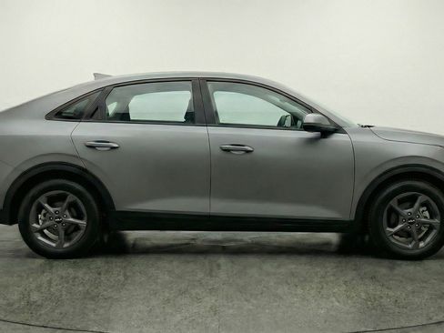 Used 2025 Kia K4 FWD image 11