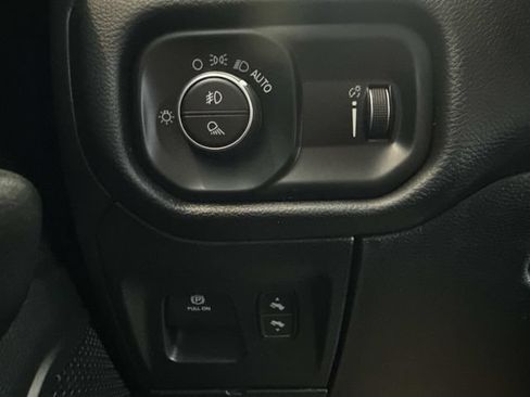 Used 2020 RAM 1500 Big Horn AWD/4WD image 70