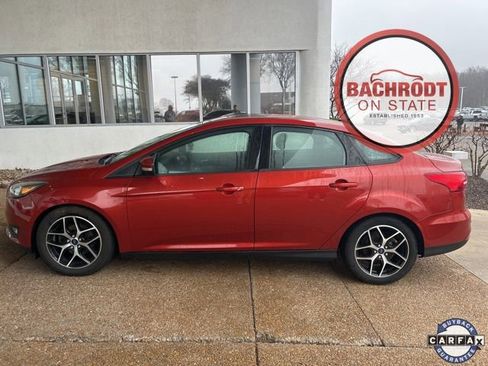 Used 2018 Ford Focus SEL w/ Cold Weather Package image 8