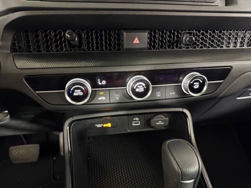 Certified 2025 Honda CR-V LX image 22