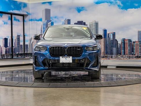 Certified 2025 BMW X4 M40i AWD/4WD image 3