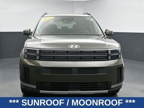 Used 2024 Hyundai Santa Fe Limited AWD/4WD image 4