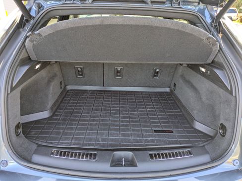 Used 2019 Cadillac XT4 Sport w/ Technology Package image 17