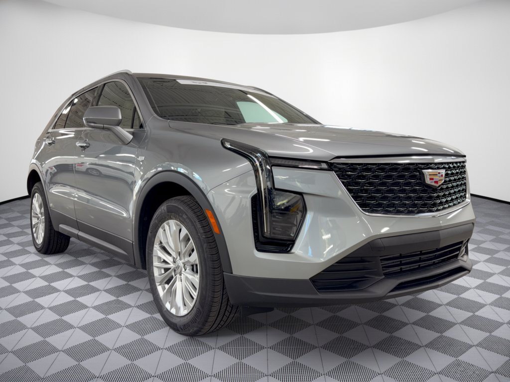 Used 2024 Cadillac XT4 Luxury FWD image 7