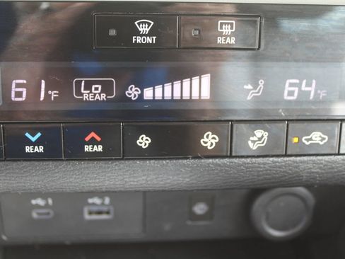 Used 2023 Mitsubishi Outlander SEL AWD/4WD image 49