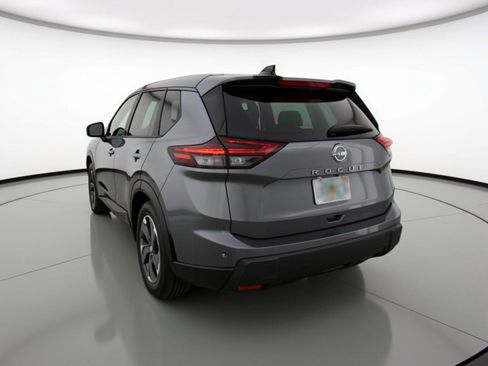 Used 2025 Nissan Rogue SV FWD image 6