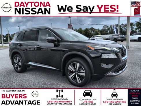 Certified 2023 Nissan Rogue SL FWD image 1