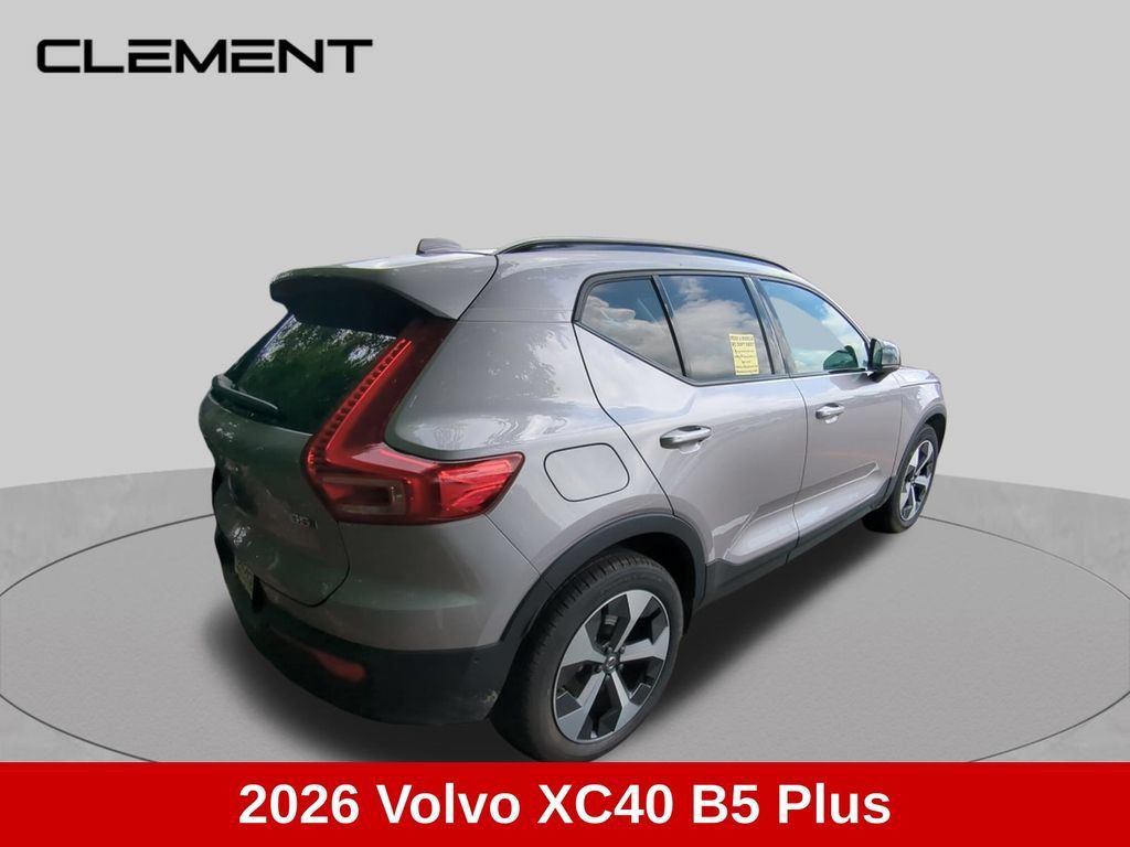 Used 2026 Volvo XC40 B5 Plus AWD/4WD image 4