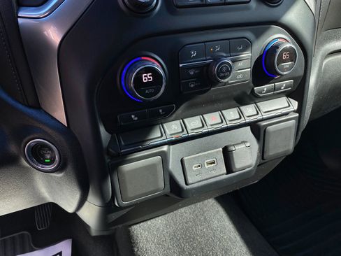 Used 2020 Chevrolet Silverado 1500 LT w/ Texas Edition image 18