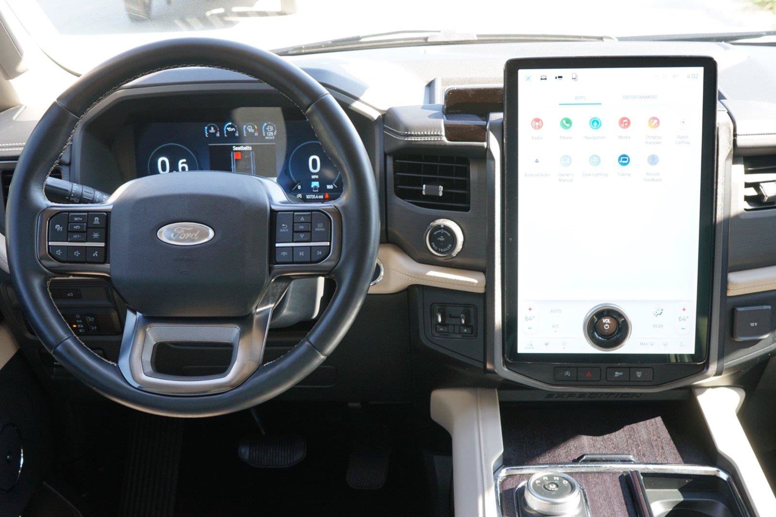 Used 2024 Ford Expedition Platinum RWD image 24