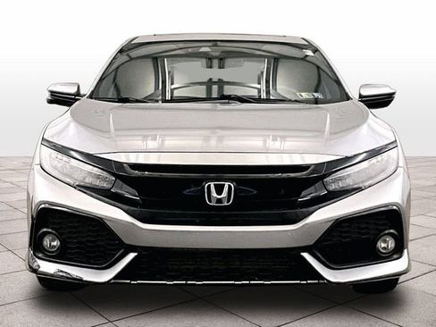 Used 2018 Honda Civic Sport Touring image 4